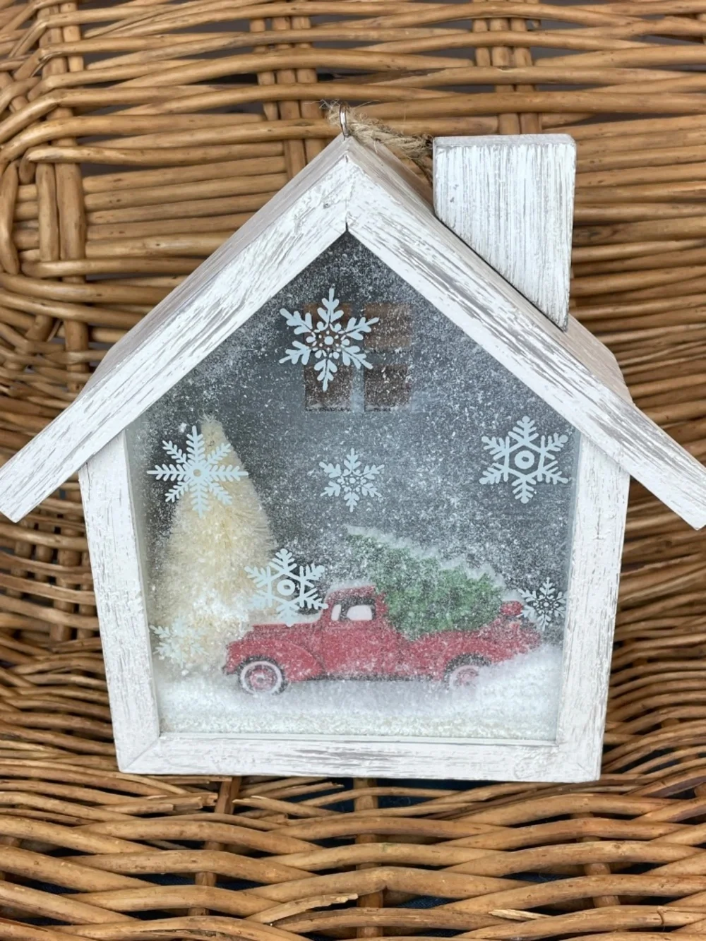 Vintage christmas whitewashed
